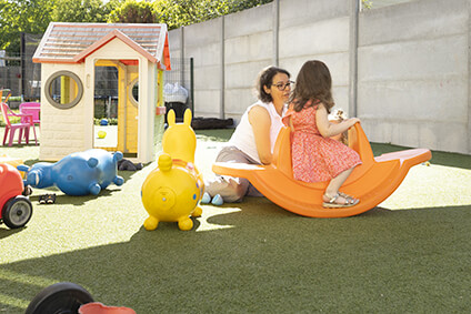 Espace extérieur en micro-crèche